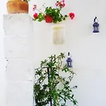 Masseria Delle Rose 1760 Panzió
