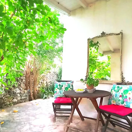 Masseria Delle Rose Bed & Breakfast 3*